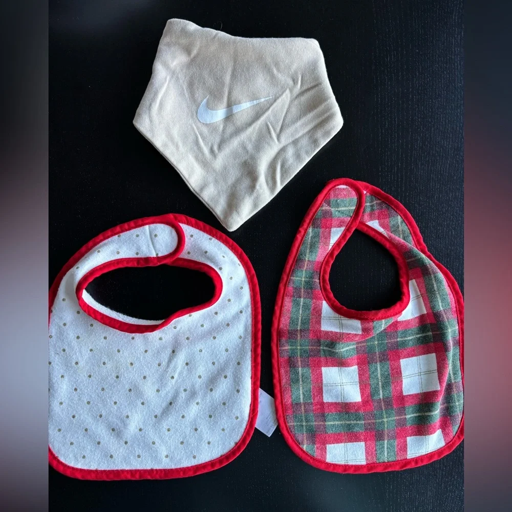Lot of 15 bibs